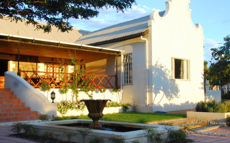 1853051607 Manor House